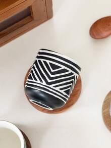 4pcs Black & White Geometric Pattern Ceramic Mini Coffee Cups Set, Small Capacity Espresso Cups, Cappuccino Cups, Tea Cups, Beverage Cups With Wooden Coasters, Ideal For Home, Office, Parties, Gifts - Black - View 6