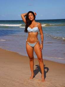 Textured Bikini With Removable Padding And Straps With Details. - 淺藍色 - 查看 5