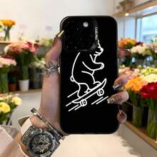 Funda para iPhone Negra con Estampado de Perro Patinando y Texto CASEMO Ideal para Uso Diario en Floristerías y Espacios Urbanos,Aplicable a los teléfonos de la serie Apple y Galaxy - Negro - Ver 2