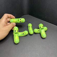 Straszna wisząca dekoracja w kształcie człowieka ogórka, przedmiot, walentynkowy człowiek ogórek, prezent świąteczny, wystrój domu - rekwizyt Lava Raven - gorący - Limonkowy zielony - Zobacz 3