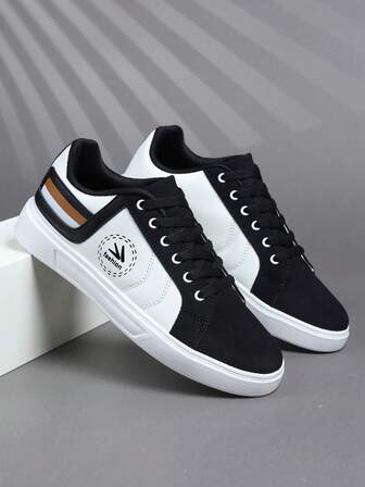 Zapatillas deportivas casuales en blanco y negro para hombres, zapatos deportivos de ocio cómodos y transpirables con parches
