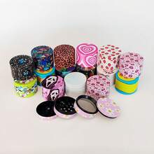 50毫米四层金属研磨器，彩色卡通图案设计草药研磨器，多种款式可选 - 手动四层锌合金金属研磨器，吸烟者必备礼物，节日礼物！圣诞礼物！