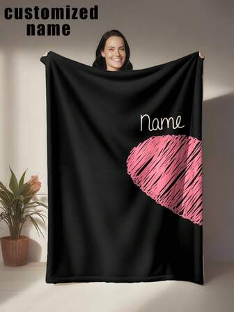 1 par minimalistisk design - vänster och höger halvhjärtmönster flanellfilt, anpassningsbar med ditt namn, unik och intressant modern design, idealisk alla hjärtans dag-present till vänner och älskare - mjuk, lätt och varm, lämplig för alla årstider - kan användas i sängen, soffan, kontoret, utomhuscamping och resor - mångsidig filt, pläd, dekorativ filt, finns i manlig och kvinnlig version