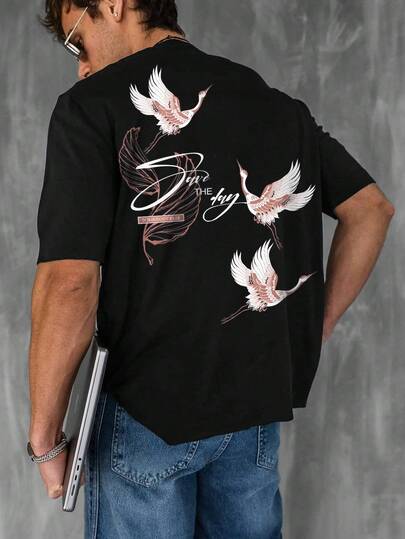  Camiseta de manga corta con texto en inglés, grúa y estampado de pájaros, versátil para uso casual, deportivo y al aire libre, de la marca de moda líder Zrgoth para hombres en primavera/verano