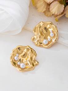 1 Pair Creative Asymmetrical Geometric Metallic Faux Pearl Design Women's Stud Earrings, Gold Jewelry - Yellow Gold - View 2