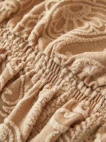 1件装毛绒提花荷叶边沙发床罩，弹性全包覆涤纶沙发套，可拆卸可水洗，四季皆宜