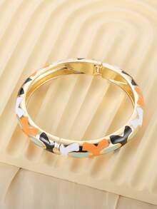 1件简约奢华复古锌合金彩色树脂粗手镯，适合女性佩戴，夜店、办公室、日常及街头风格，奢华吸睛的饰品，也是婚礼、情人节、新年等节日礼物的理想之选。 - 手鐲 - 查看 17