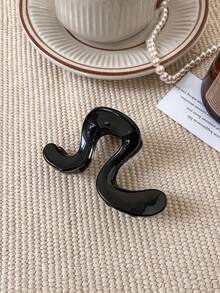 3pcs/Set 3.15 Inch/8cm Black, Khaki, Khaki Leopard Print Geometric Hair Clips, Multi-Functional, Elegant, Minimalist, Solid Color Hair Clips, Suitable For Daily, Casual, Party, Commute, Vacation, Hairstyling, Washing Face, Makeup, Summer Outfit Matching - Multicolor - View 8