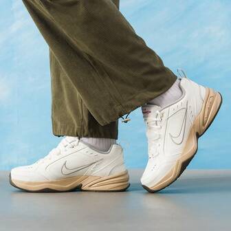 รองเท้ากีฬา Nike AIR MONARCH IV รุ่นใหม่ปี 2026 สำหรับผู้ชาย เหมาะสำหรับฝึกซ้อมและลำลอง สไตล์รองเท้าคุณพ่อ IQ9792-112