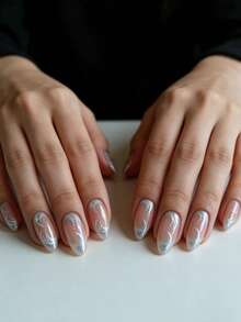 Thể hiện tình yêu của bạn với 24 móng tay giả hình hạnh nhân, thanh lịch và tinh tế, đầu móng kiểu Pháp màu trắng với họa tiết sóng bạc lấp lánh, móng giả màu nude nhẹ nhàng và sang trọng, độ che phủ toàn bộ móng dành cho phụ nữ và bé gái. Bao gồm 1 miếng gel dán móng và 1 dũa móng. Gel dán móng được giao ngẫu nhiên. - trắng - Xem 1
