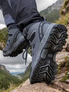 Comfy High Top Hiking Shoes For Plus Size Men - Anti-Skid And Lace Up For Hunting, Camping, And Trekking