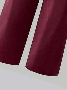 Bộ đồ thời trang thường ngày cho nữ tuổi teen, gồm áo thun ngắn tay cổ chữ V phối nơ số và quần cargo ống rộng, thích hợp cho mùa xuân/hè/thu. - Màu Đỏ Sâu - Xem 6