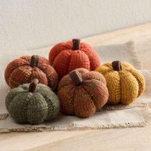 Knit Pumpkins Set Of 5, Fall Favorite, Gifts Women, Autumn Bowl Fillers Fall Farmhouse Tier Tray Decor, Decorative Pumpkins Friend Autumn Set - 香料楓糖套裝 5 - 查看 2