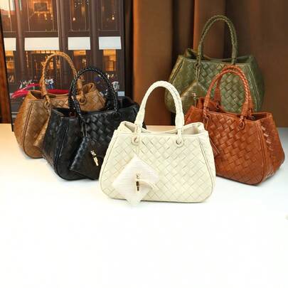Fashionable New Woven Solid Color Large Capacity Women Bucket Bag, Versatile Handbag