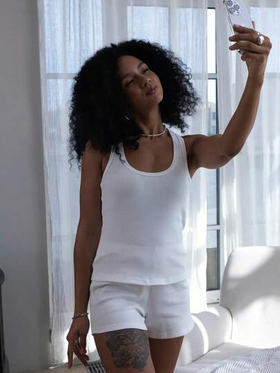 New Women's Spring/Summer Camisole And Shorts Set, Minimalist Casual Fashion Versatile, Suitable For Loungewear Or Pajamas