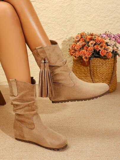 Damskie botki na ukrytym koturnie, zamszowe, z marszczeniami i okrągłym noskiem, modne buty w stylu vintage na zimę