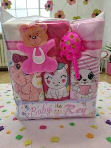 HERMOSAS COBIJITAS PARA BEBE NIÑA MEDIDAS 80X 110 CM CADA COBIJA, COLOR ROSA, INCLUYE 3 PZAS COLOR ROSA, BLANCO Y FIUCSA , INCLUYE SONAJA Y ESPONJA DE OSITOS, CALIDAD PREMIUM - Rosa Fucsia - Ver 4