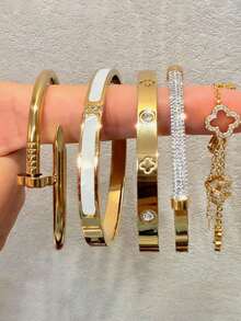 2026新款不锈钢闪光四叶花水钻女士手链套装，时尚耐用防水防褪色，圣诞节和情人节送给母亲和女儿的礼物