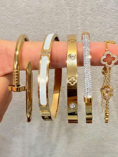 2026新款不锈钢闪光四叶花水钻女士手链套装，时尚耐用防水防褪色，圣诞节和情人节送给母亲和女儿的礼物