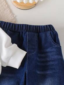 Conjunto de 3 peças para bebês meninas, estilo minimalista e casual, com laço grande removível, blusa de manga comprida com gola redonda e calça jeans com bolsos. Leve e ideal para outono/inverno. - Bege - Ver 8