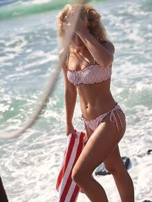 Fashionable Hot-Selling Striped Print Design Bikini Set, Sexy Ruffle Trim Design, Suitable For Beach Vacation, Fashion Swimwear Party, Music Festival And Other Activities - Multicolor - View 1