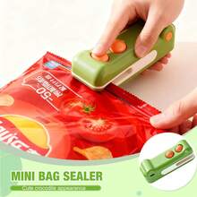Sellador y cortador de calor mini recargable 2 en 1, sellador de bolsas mini, sellador de bolsas de alimentos portátil 2 en 1 recargable para sellar y cortar, sellador de paquetes pequeños para snacks de chips (verde) - verde+morado - Ver 10
