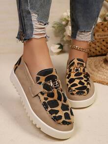 New Plus Size Comfortable Classic Fashion Patchwork Casual Versatile Everyday, Outdoor, Commute, Vacation Slip-On Shoes, Soft Furry Leopard Print Patchwork Brown Leather Surface Metal Buckle Decor Women Loafers - Leopard Brown - View 3