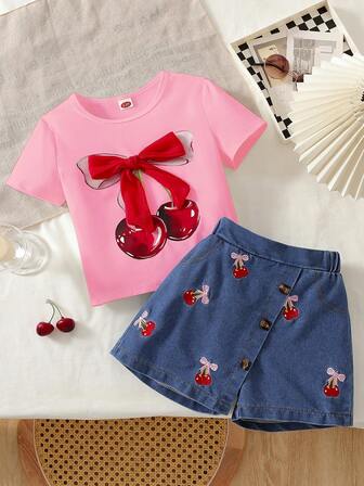 2 st/set för småflickor, trendig och söt topp med körsbärsrosettdekor och kortärmad design + avslappnad denimkjol med körsbärsbroderi och byxor