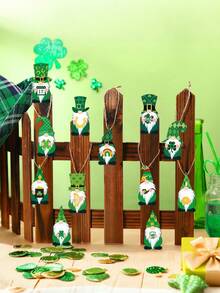 12 件套圣帕特里克节木制小妖精装饰品，绿色三叶草图案，可悬挂于小型圣诞树、工艺品、派对和节日装饰中 - 彩色 - 查看 2