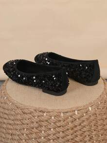 女士芭蕾舞鞋，时尚方头套脚软底鞋，百搭平底鞋，黑色串珠平底乐福鞋，尺码偏大，加大码 35-43 - 黑色珠片(光板) - 查看 6