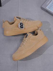 新款卡其色软面鞋面，轻便鞋底，系带设计，低帮系带，适合户外活动，时尚百搭。 - 卡其色 - 查看 14