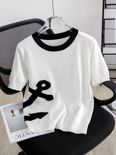 Áo dệt kim tay ngắn họa tiết mỏ neo phối màu tương phản, thời trang cao cấp mới năm 2026 dành cho nữ.