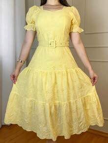 Women's 3-Marias Midi Dress In Elegant Cotton Lace With Belt And Ruffled Hem - Casual Fashion - For Dating Or Weddings - 黃色 - 查看 6