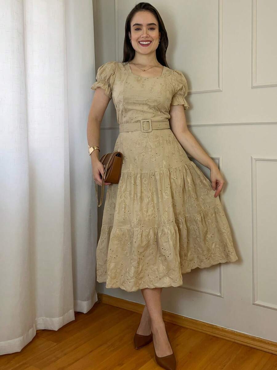 Women's 3-Marias Midi Dress In Elegant Cotton Lace With Belt And Ruffled Hem - Casual Fashion - For Dating Or Weddings - 米色 - 查看 1