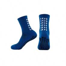 1 Set Of Adhesive Non Slip Socks And Leg Guard Fixed Socks