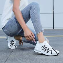 男女通用运动跑步鞋 - 2025新款，轻便缓震，足弓支撑 | 美国尺码 5-13（欧盟尺码 37-47），吸震PU中底 | 系带设计，透气网面，防滑，适合健身房、日常穿着，融合芭蕾舞鞋和复古风格 - 彩色 - 查看 6