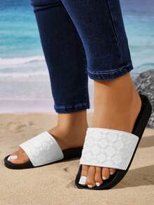 女士时尚拖鞋，纯色字母印花，橡胶鞋底，柔软轻便，室内家居拖鞋，舒适休闲户外凉鞋，适合海滩、派对、散步等场合。 - 黑與白 - 查看 9