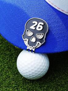 一合一高尔夫球位修补器 - 骷髅头设计 - 带帽夹的高尔夫球标记器套装 - 防水耐用的高尔夫球场配件 - 高尔夫球手的理想礼物 - 小巧便携，适合户外使用 - 高尔夫球场维护工具、高尔夫球维修工具、高尔夫球包配件、高尔夫球维修、完美的高尔夫礼品套装