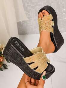 2026 New Women's Wedge Thick Bottom Sandals, Sequin Peep Toe Platform, Fashion Versatile Chunky Heel Beach Slippers, Spring/Summer - Gold - View 5