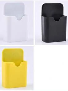 1个磁性笔盒，磁性塑料容器，用于存放和整理笔，适合学习和课堂使用