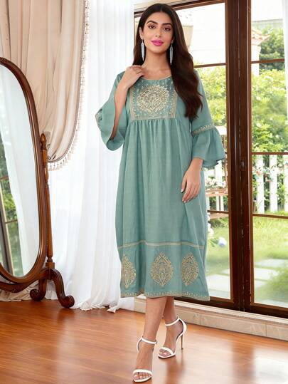 2026 New Style Ramadan Traditional Elegant Embroidered Gold Arabic Dress, Loose Fit Scoop Neck Fashion Abaya