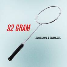 Hundred Powertek 200 Pro Badminton Racquet with Head Cover Strung Material: Aluminium For Intermediate Players Weight: 95 Grams Maximum String Tension - 18-20lbs - blanco - Ver 7