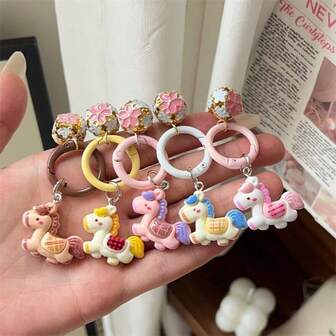 5 piezas Llavero con campana de caballo miniatura a cuadros, accesorio de mochila con campana de flor linda y divertida, nuevo para 2026