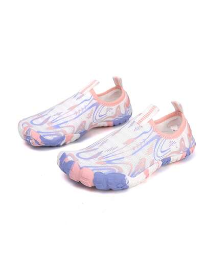 1 Pair Kids Slip-On Breathable Mesh Upper Lightweight Rubber Sole Water Shoes, Suitable For Outdoor Activities, Beach, Swimming