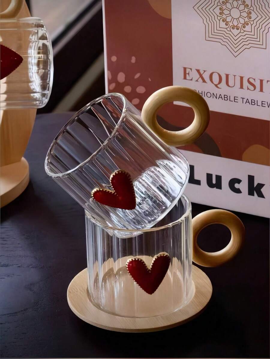 一套杯碟，创意奢华心形玻璃咖啡杯，高端精致心形早餐杯，办公水杯，配有高档木柄杯和圆形木碟，适用于餐厅、咖啡馆、办公室、甜品店、礼品 - 彩色 - 查看 1