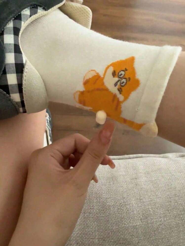 1/3足(ランダム配送) ユニセックス ノベルティソックス、抽象的な3Dネコデザインソックス、かわいい面白いネコテーマのミッドカーフソックス、快適で汎用性のある日常着用、秋のソックス - マルチカラー - 見る 6