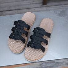 女士时尚镂空编织厚底舒适凉鞋，适合夏季海滩、居家、度假、派对、户外活动等各种场合。 - 黑色 - 查看 19