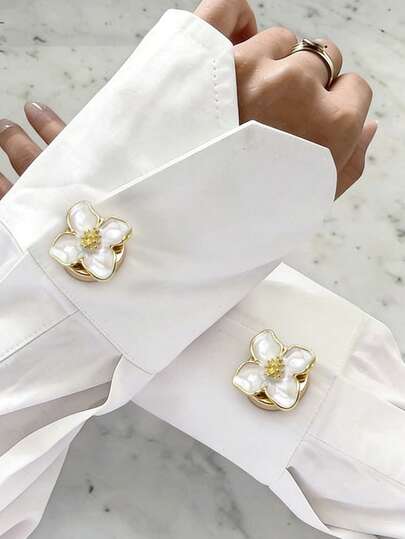 1Pc Drip Oil Four Leaf Flower Cufflinks, Women's Brooch Button Cover, Fashionable And High-End Brooch, Camellia Cinch Clip, Tie Clip, Women's Accessories, Women's Party Light Luxury, Suitable For Daily Use, Friend Gift, Lover Gift, Family Gift