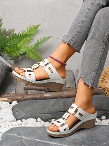 1 Pair Solid Color Elegant Buckle Decor Women Wedge Heel Sandals, Suitable For Beach, Spring/Summer - White - View 6