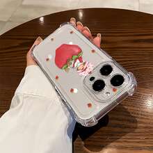 Funda para teléfono con diseño de Tarta de Fresa con Bayas Gigantes, compatible con iPhone 16, 15, 14 Pro Max, 13, 12, 11, XR y XS Plus. Fabricada en silicona TPU, ofrece protección contra golpes y caídas, además de una excelente sensación al tacto. Es el regalo ideal para familiares, amigos y seres queridos. - transparente - Ver 4
